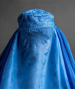 Guetteurs et tocsin La Cour nationale du droit d’asile reconnait l’appartenance de l’ensemble des femmes afghanes à un groupe social susceptible d’être protégé comme réfugié